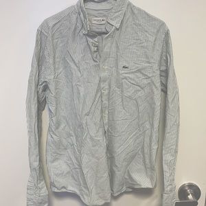M/L Lacoste buttoned down shirt